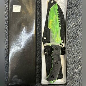 Vibrant Green and Black Serrated Knife with Sheath